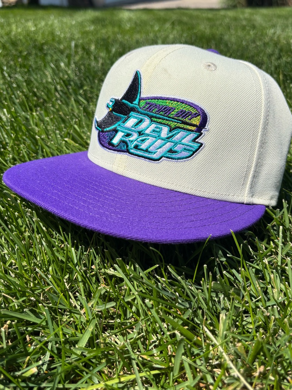Devil Rays Two-Tone Snapback Hat - Cream & Purple